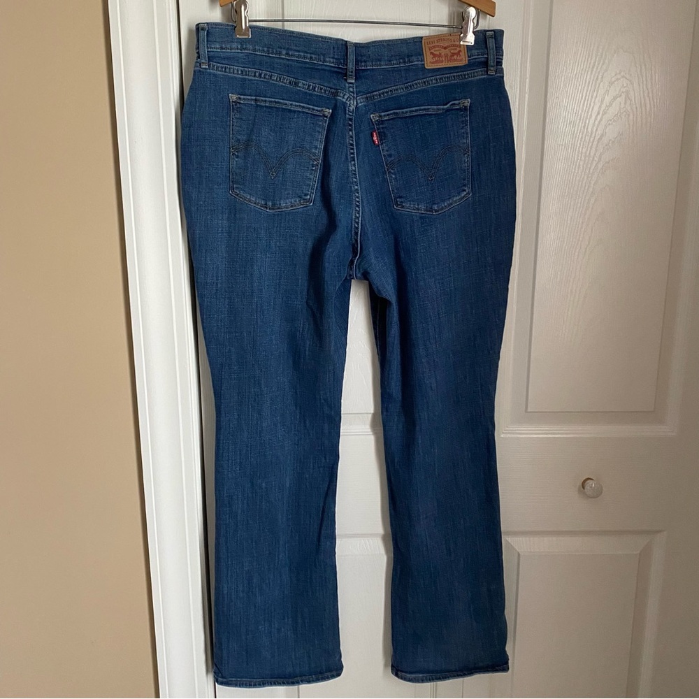 Levi's Strauss Boot Cut Mid Rise Medium Wash Denim Jeans 16M 33/32 Casual